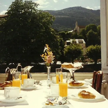 酒店 De L'europe 3*