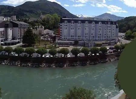 De L'europe Отель Лурд